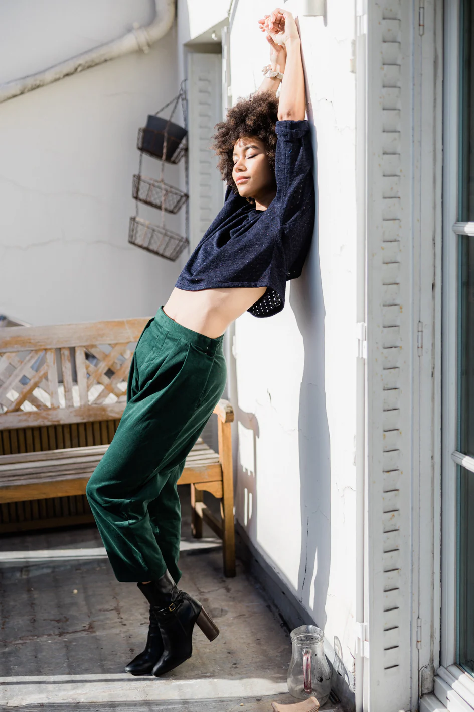 Pantalon en Velours "Anaïs" - Élégance et Confort en Vert Émeraude – Image 4